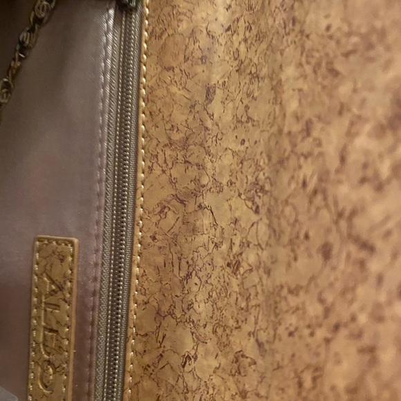 Beautiful floral Aldo clutch - Picture 6 of 7